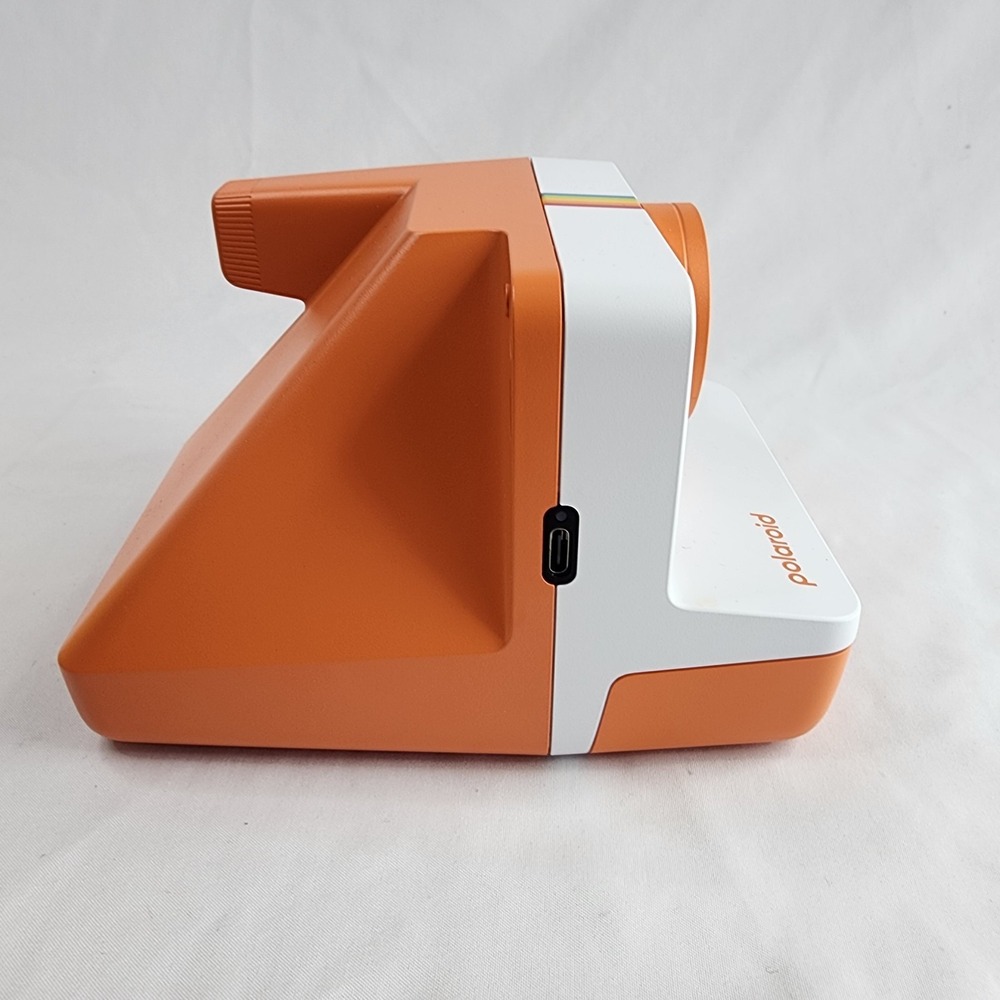 Polaroid Now Generation 3 Instant Camera (Orange) with Film Bundle - Picture 6 of 8